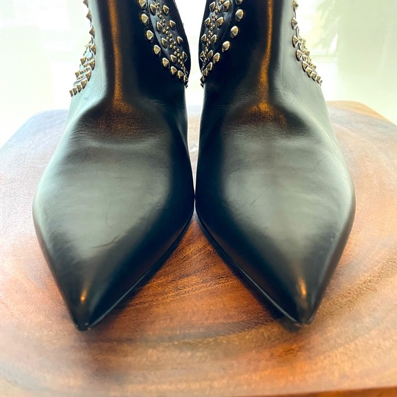 Authentic Saint Laurent Black Leather Studded Boots - Picture 4 of 9